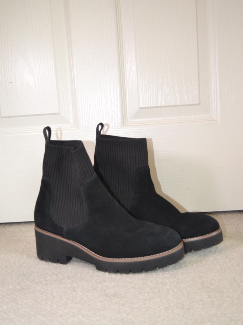 Blondo “Darren” Sllip-On Chelsea Boots in Waterproof Black Suede
